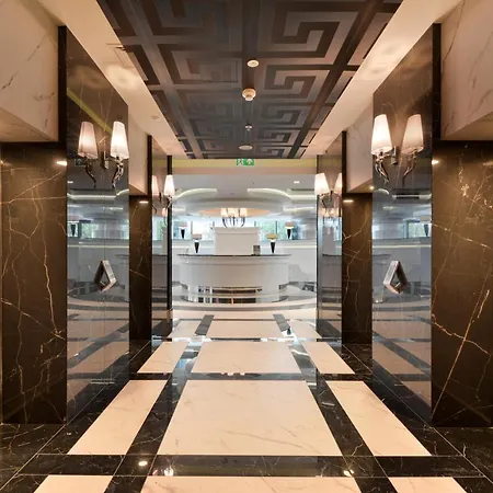 Apartment Hanza Tower